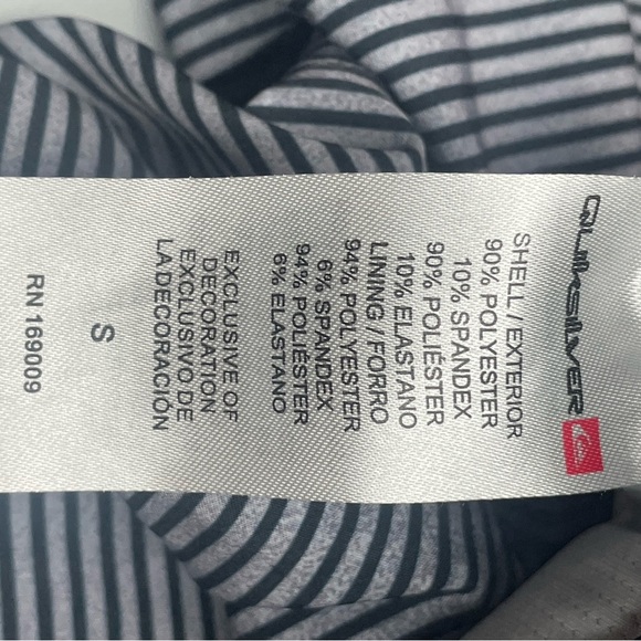 Quiksilver Striped Swim Shorts Size: S Color: black and gray - Picture 7 of 8